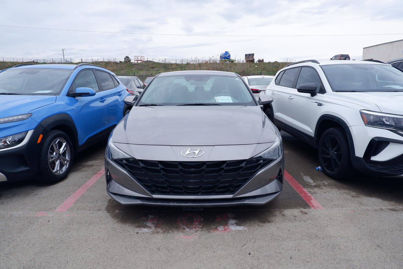 Hyundai Elantra 2022 — photo 2