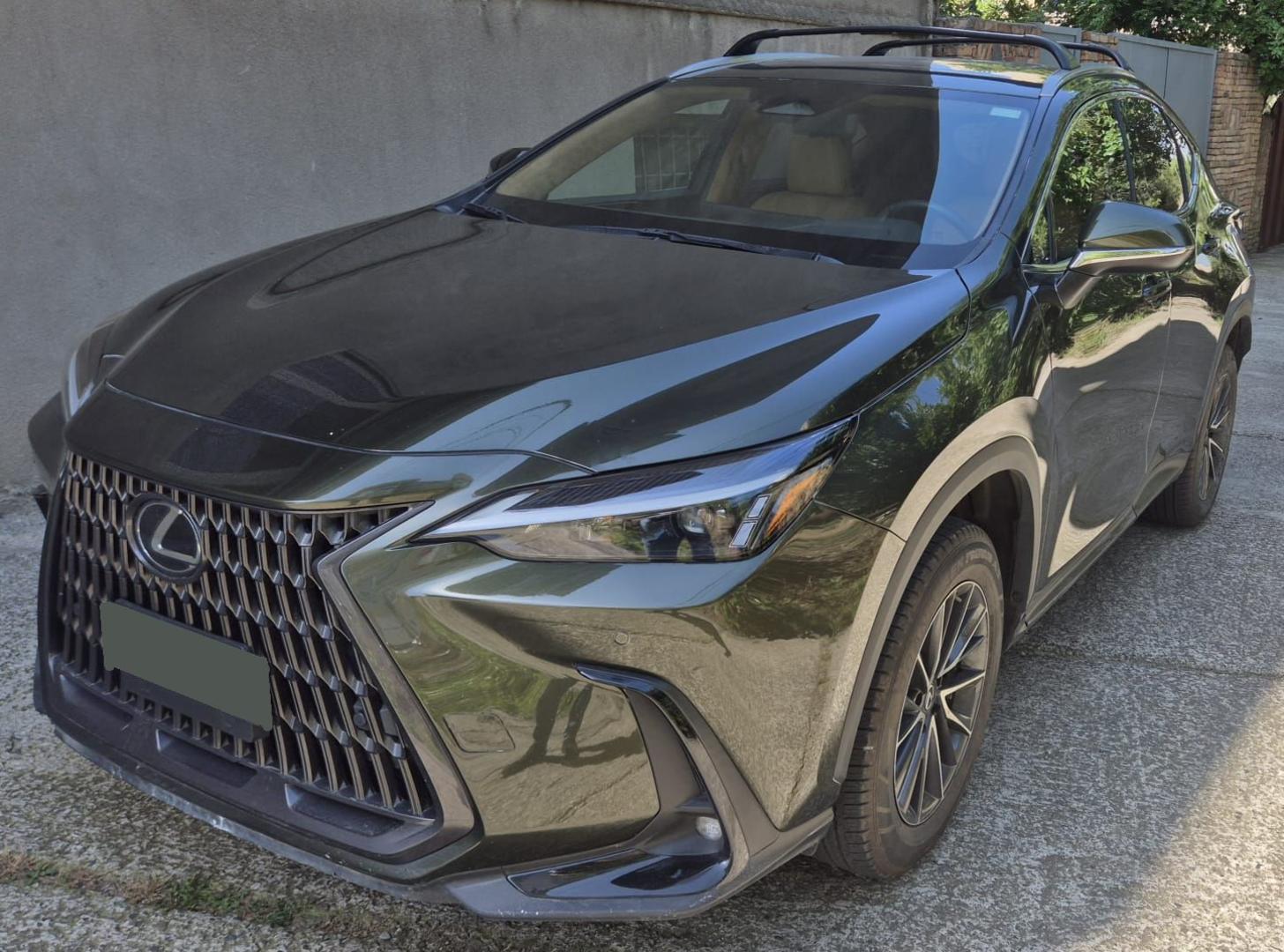 Lexus NX 350 2023 — photo 2
