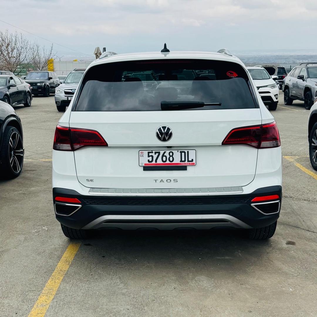 Volkswagen Taos 2022 — photo 2