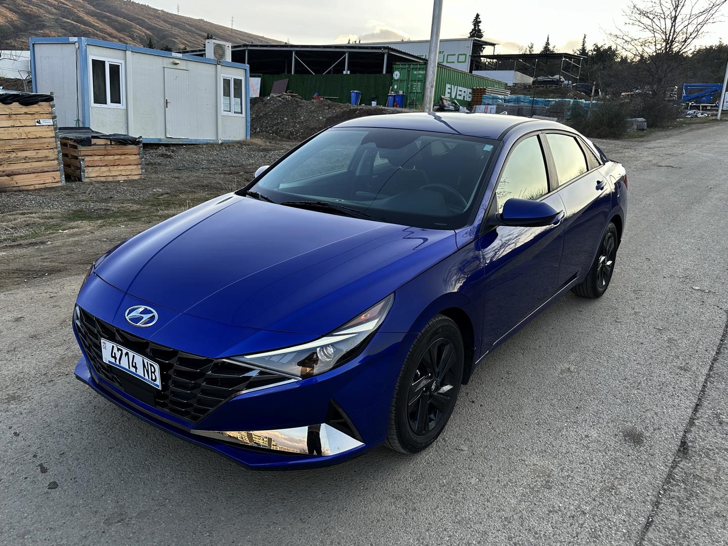 Hyundai Elantra 2023 — photo 2