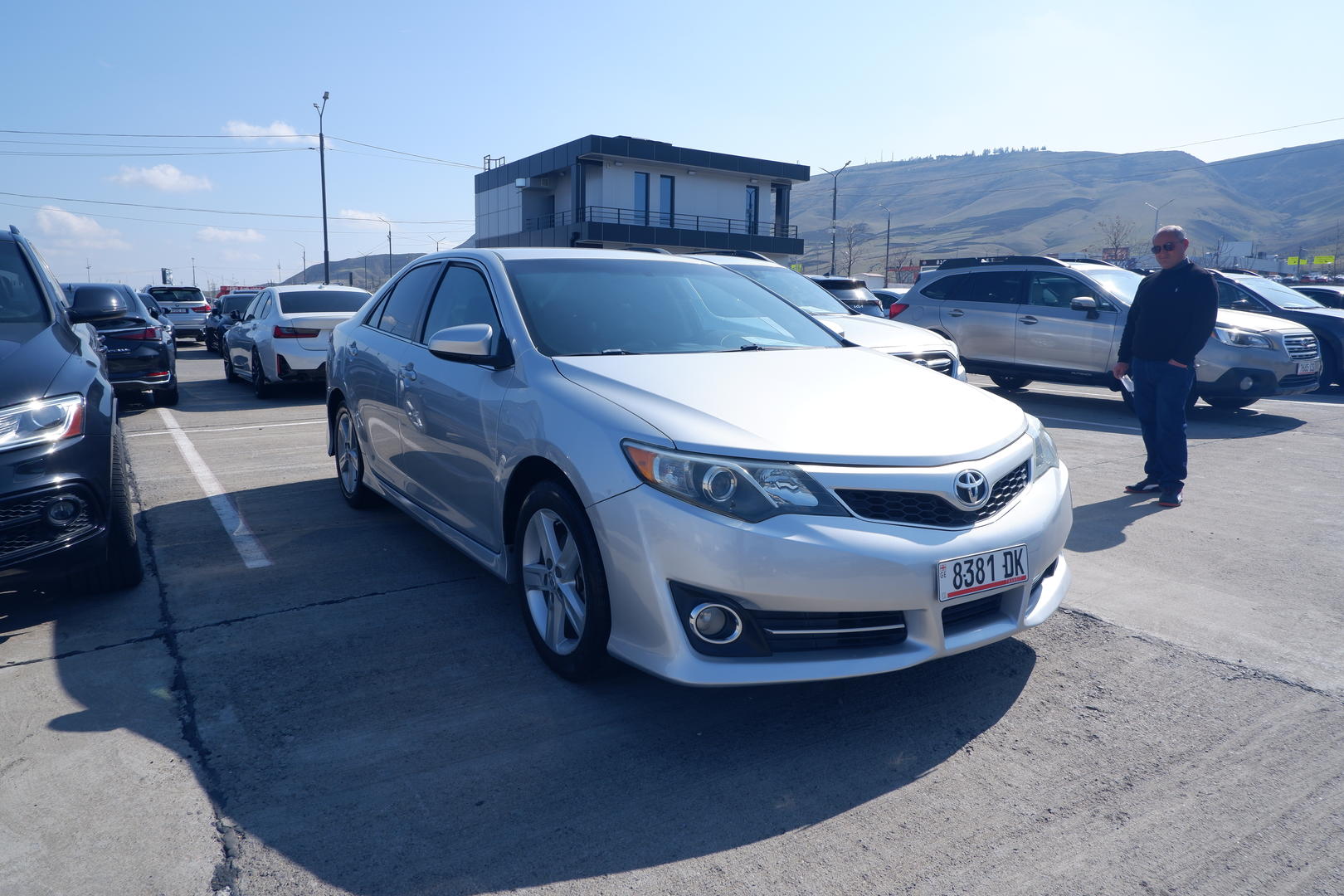 Toyota Camry 2013 — photo 2