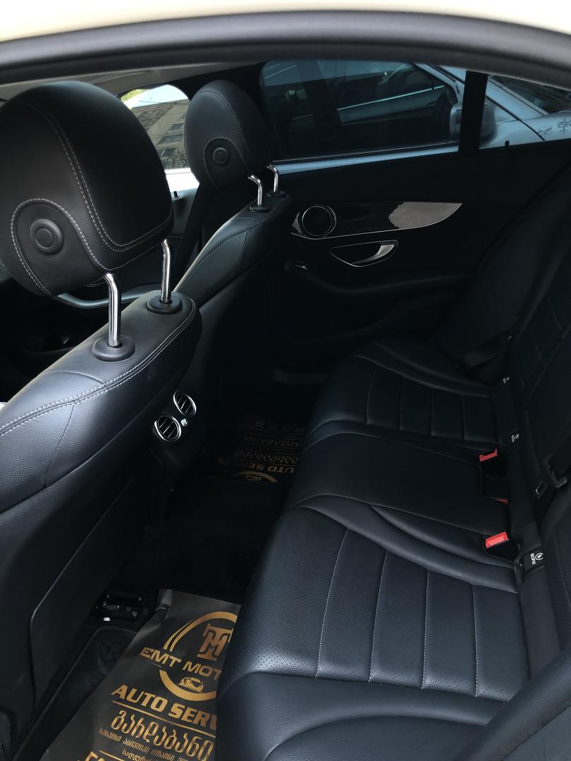 Mercedes-Benz C 300 2016 — photo 2