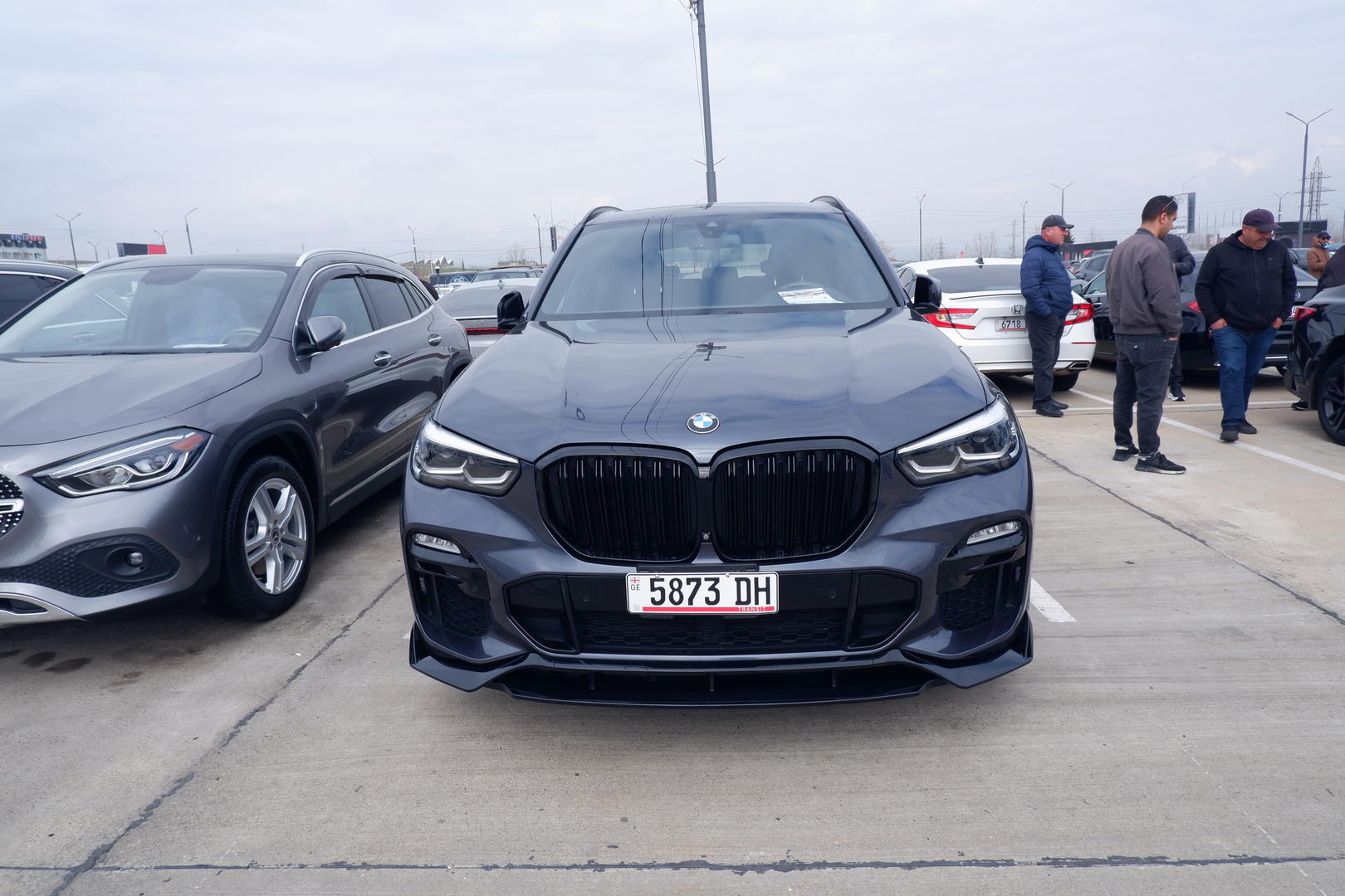 BMW X5 2019 — photo 2
