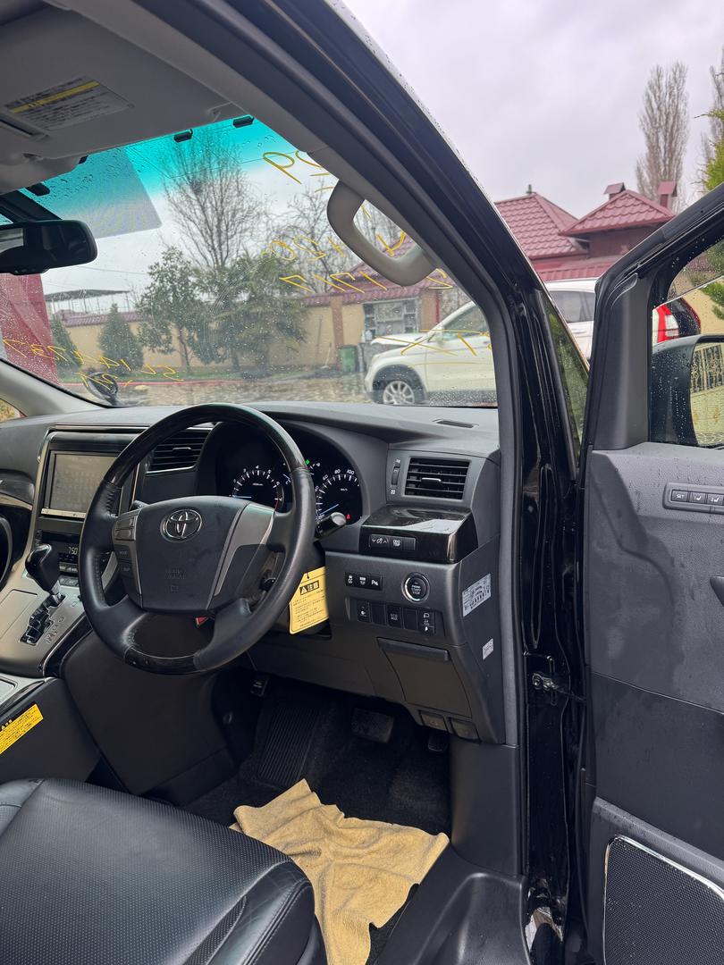 Toyota Alphard 2012 — photo 2