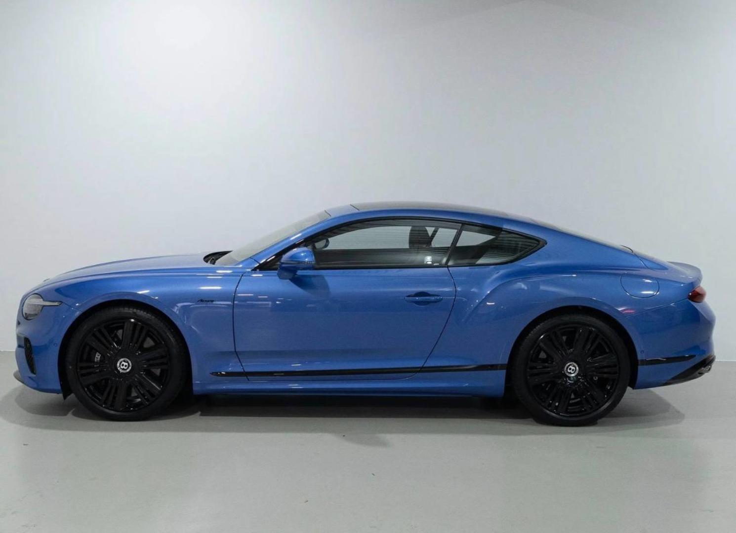 Bentley Continental 2025 — photo 2