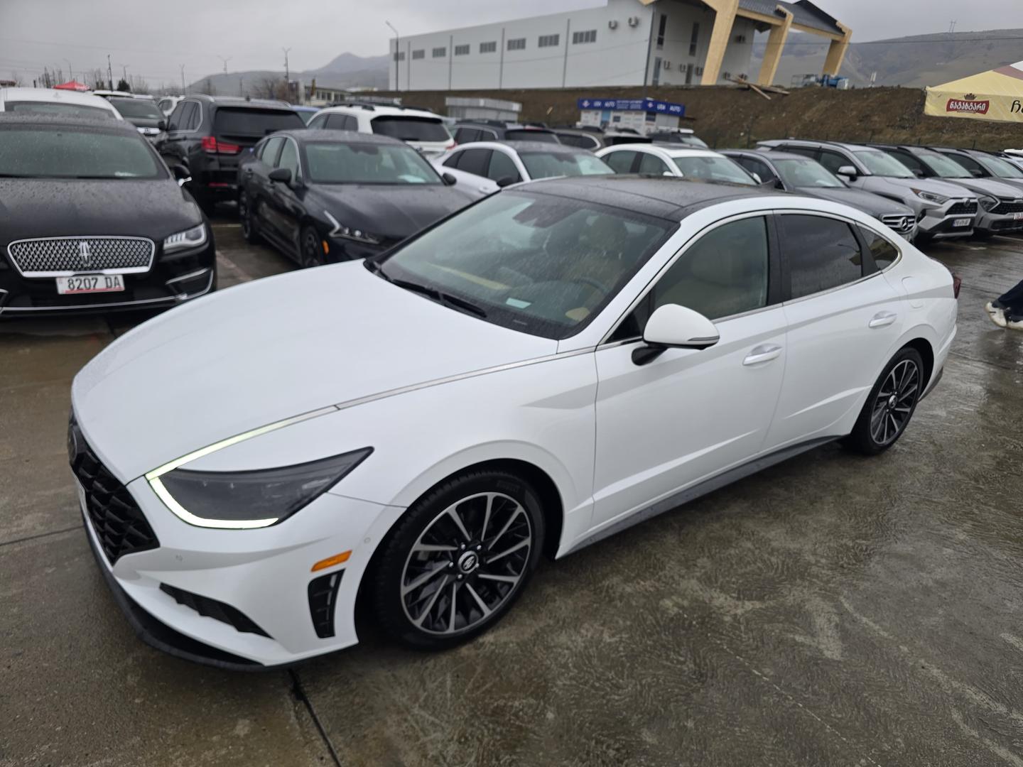 Hyundai Sonata