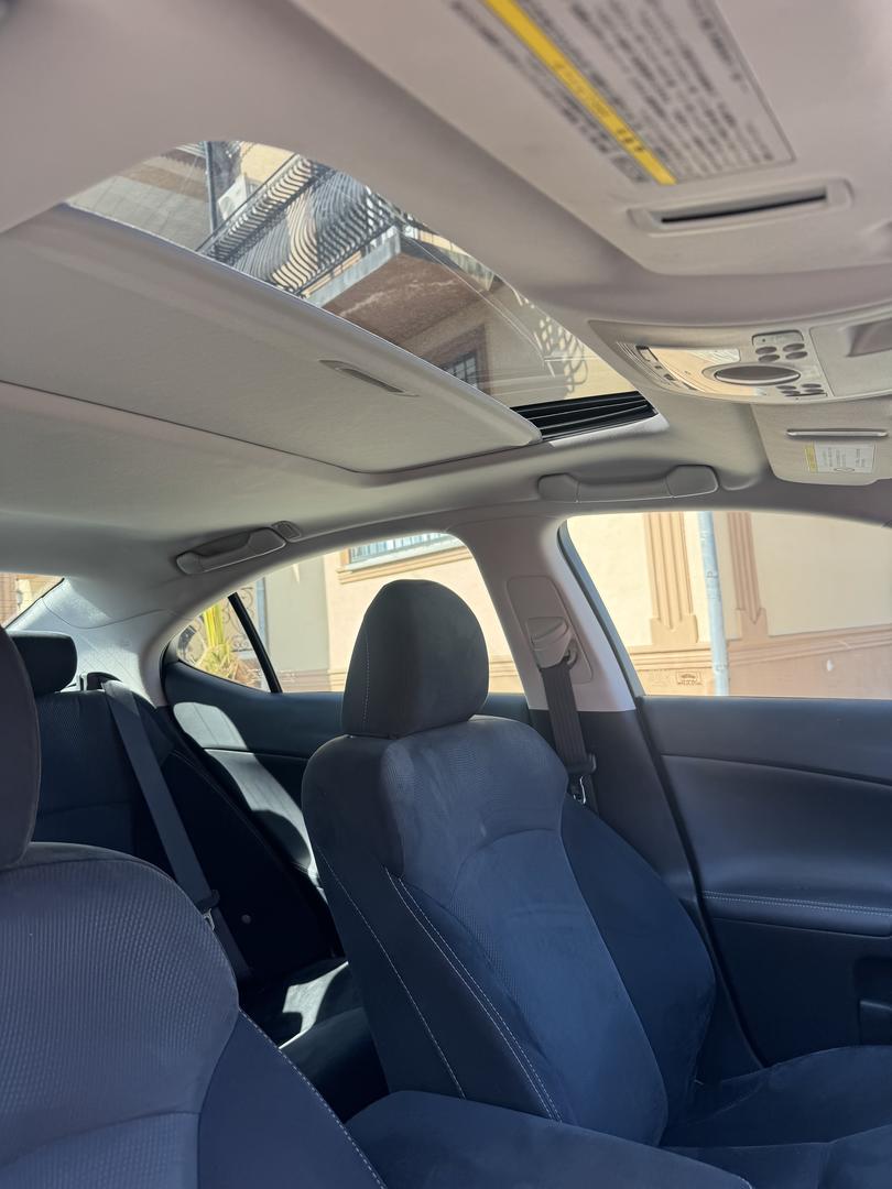 Lexus IS 350 2009 — photo 2