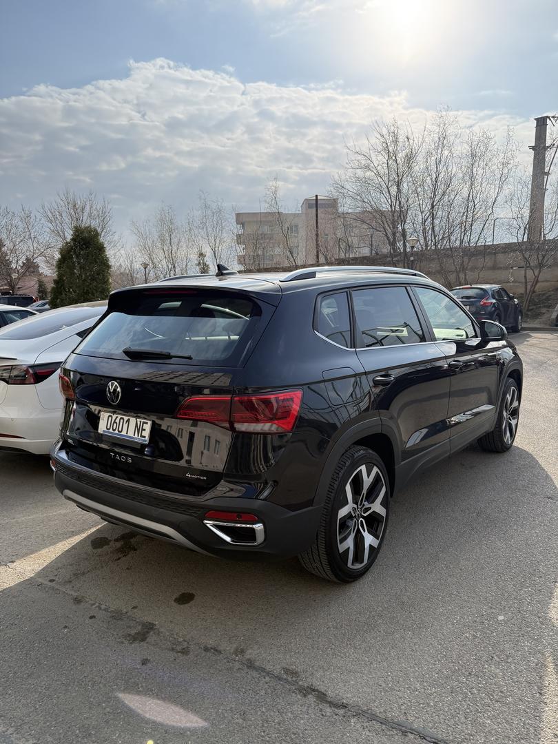 Volkswagen Taos