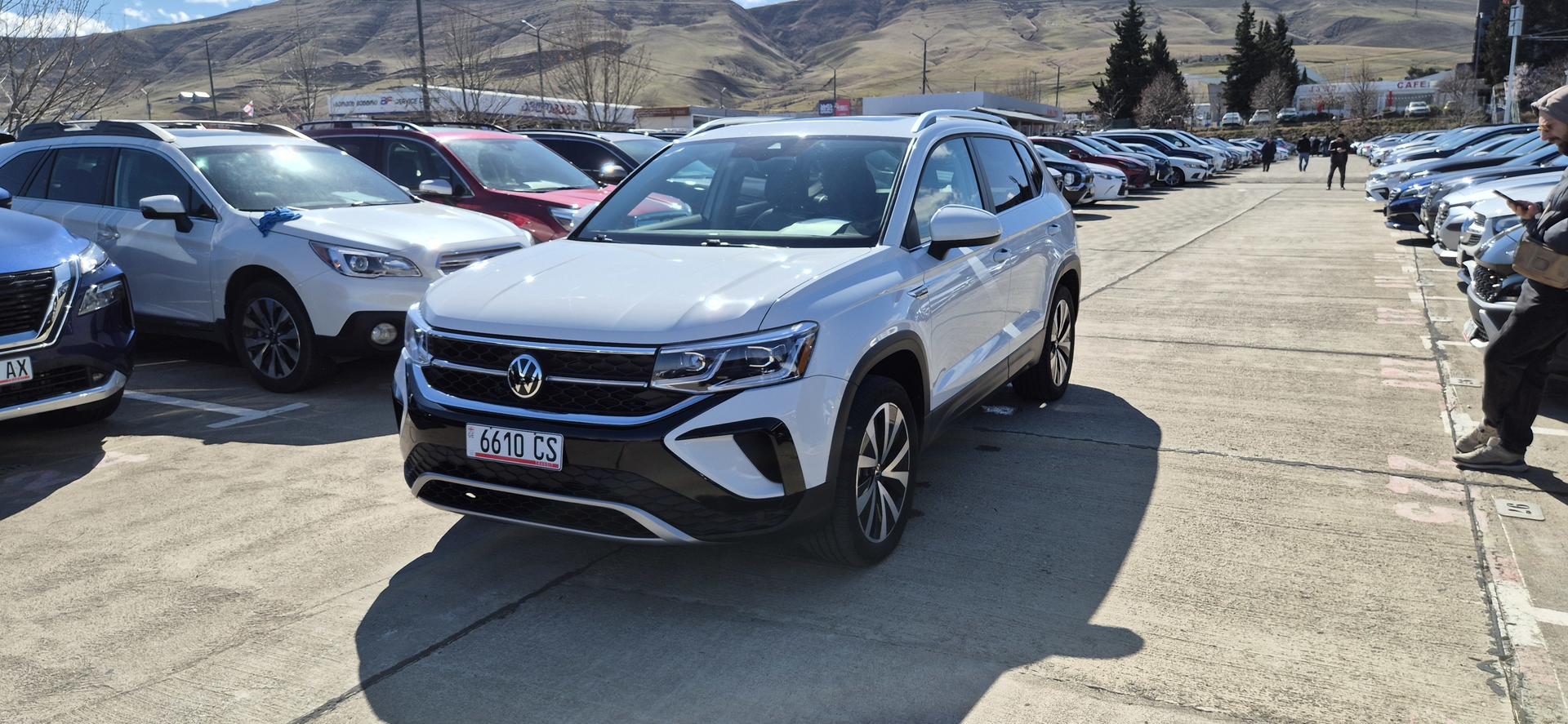 Volkswagen Taos 2022 — photo 2