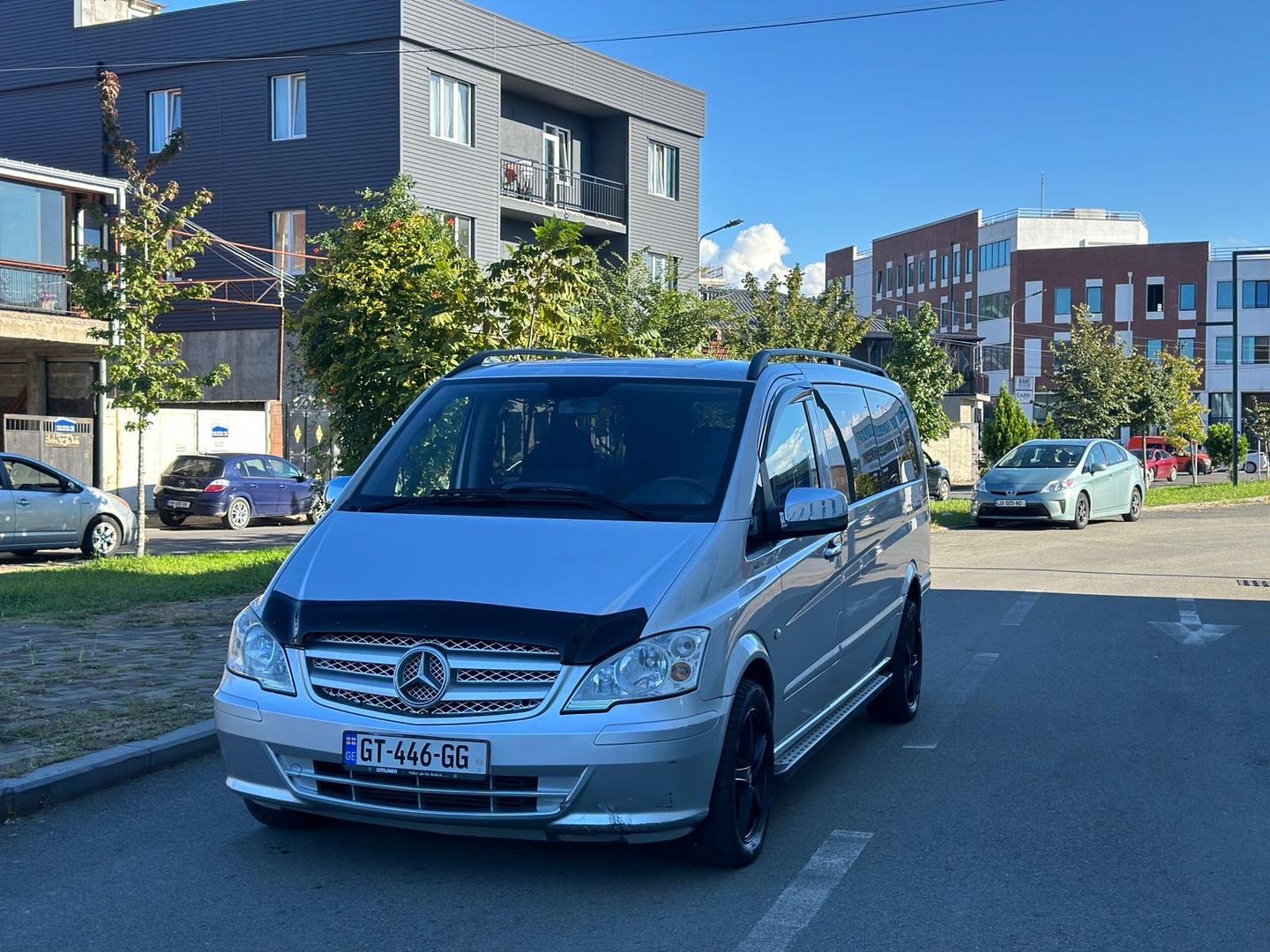 Mercedes-Benz Vito 2011 — photo 2