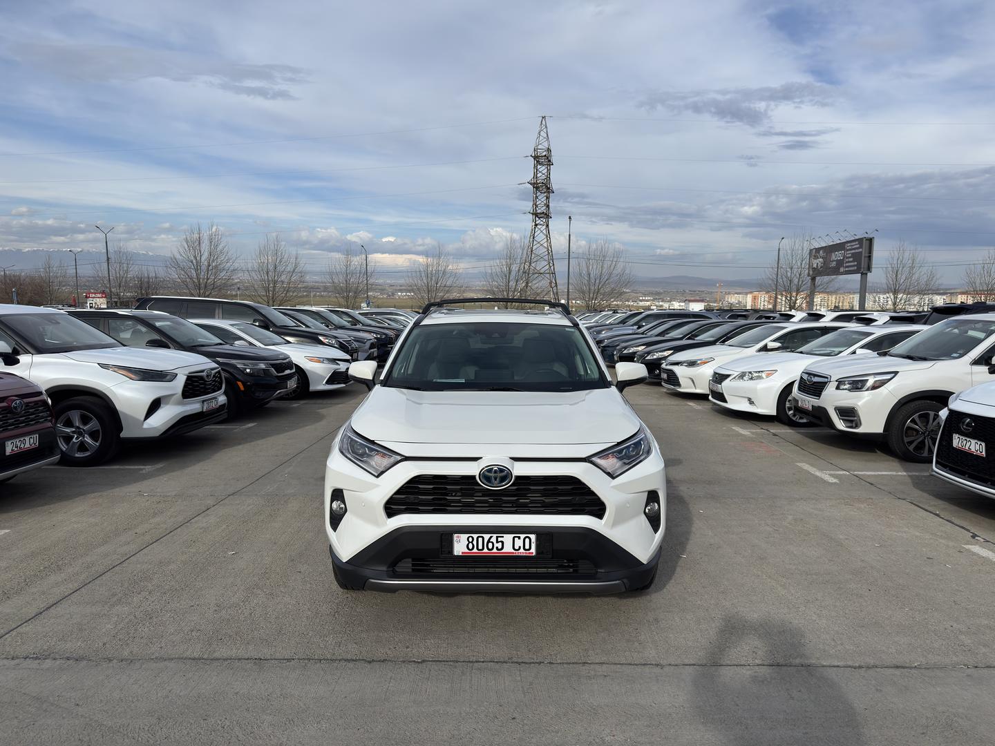 Toyota RAV 4 2021 — photo 2