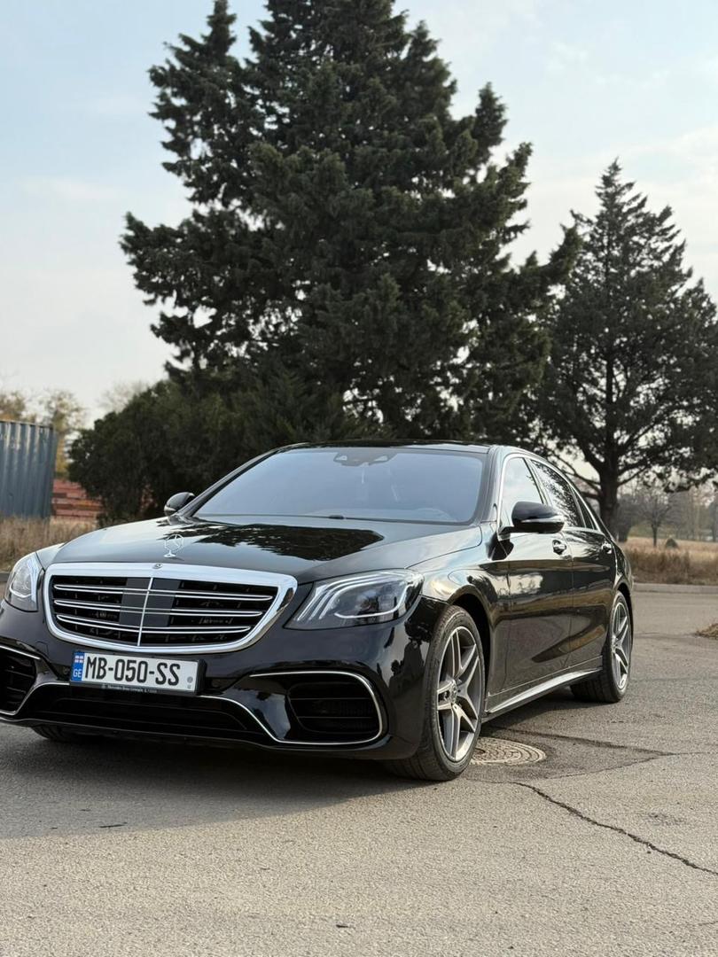Mercedes-Benz S 550