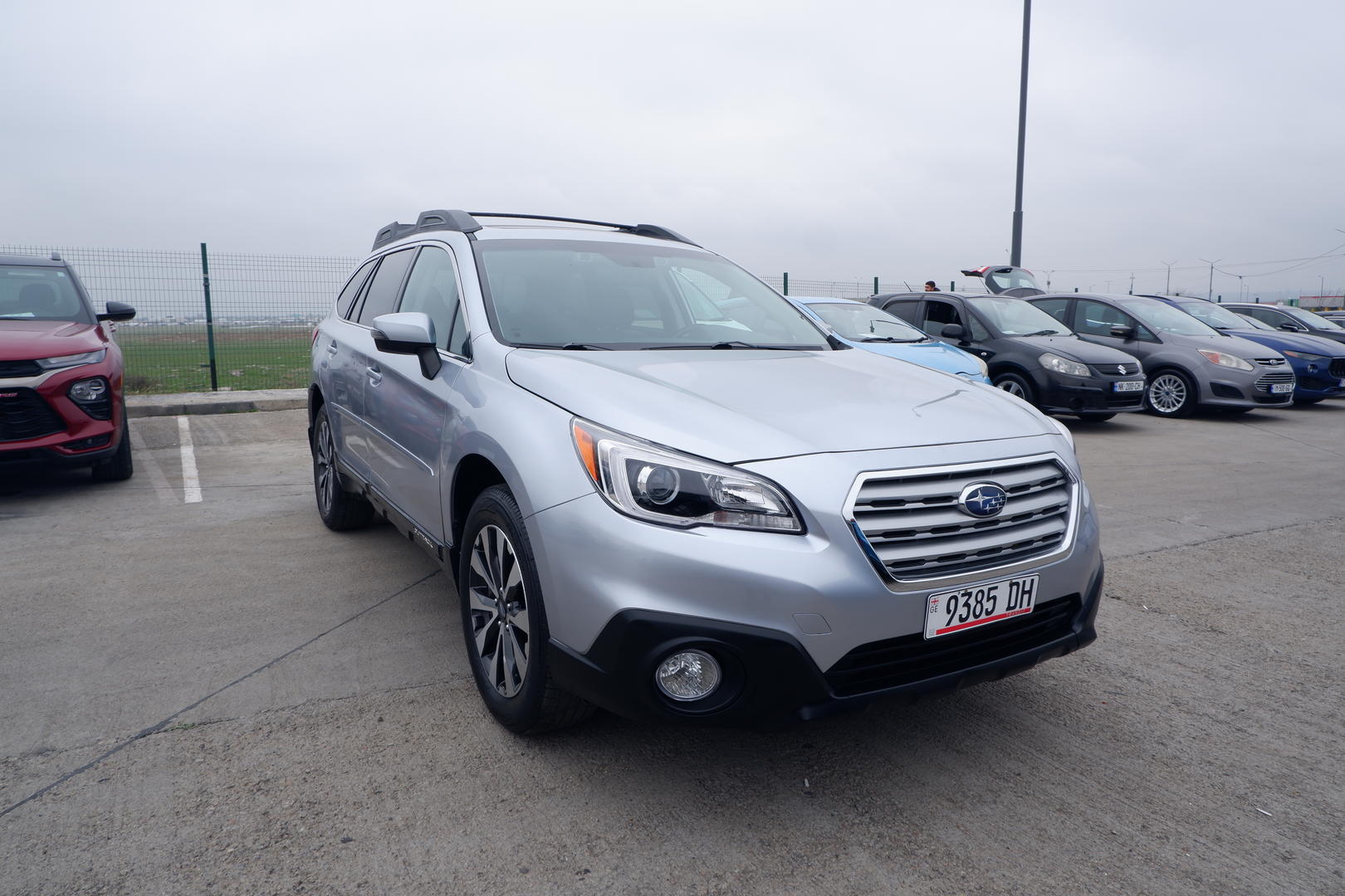 Subaru Outback 2016 — photo 2