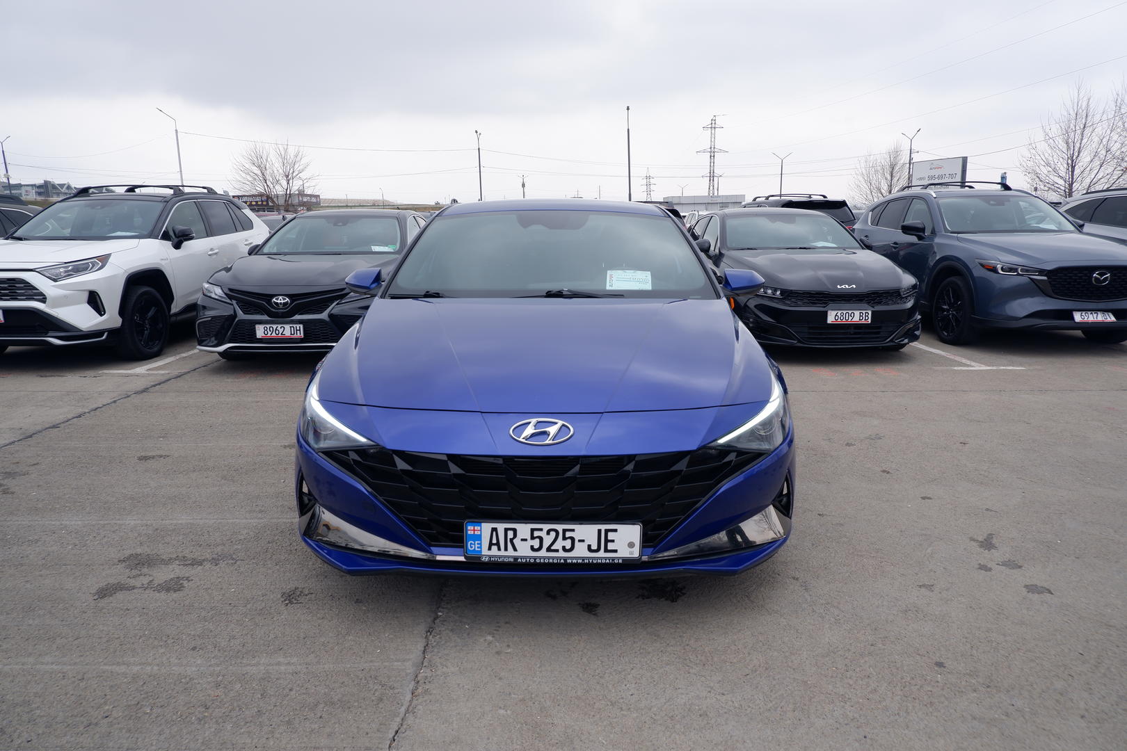 Hyundai Elantra 2022 — photo 2