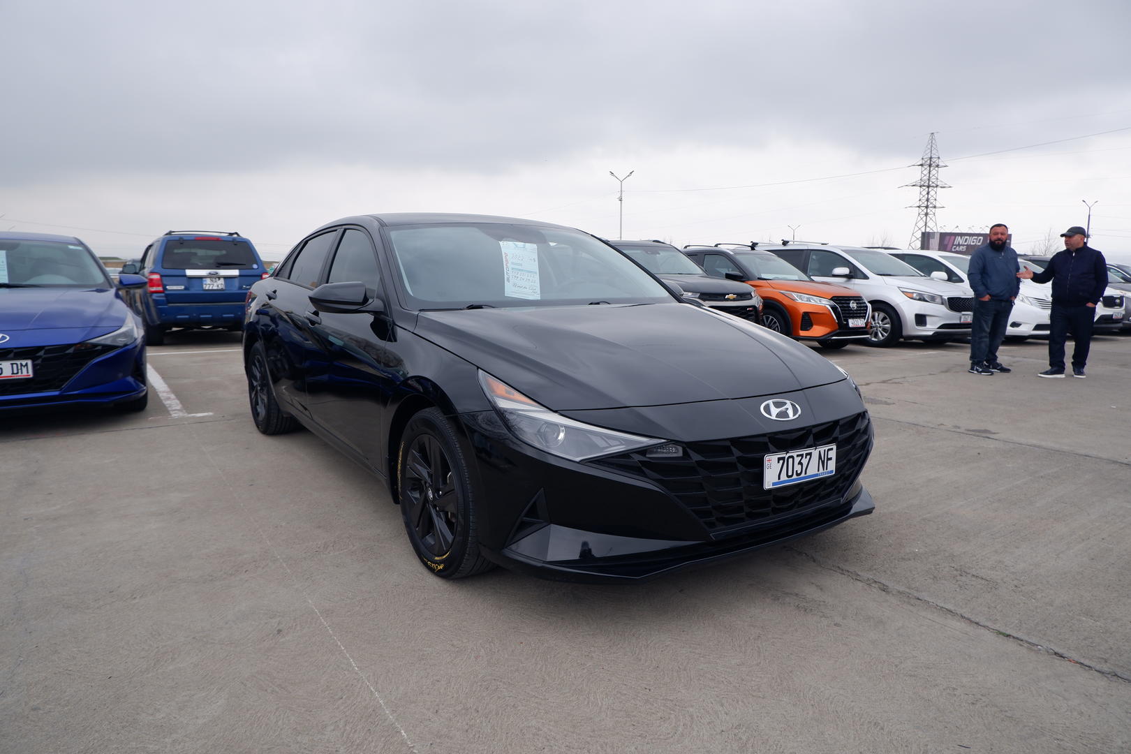 Hyundai Elantra 2022 — photo 2