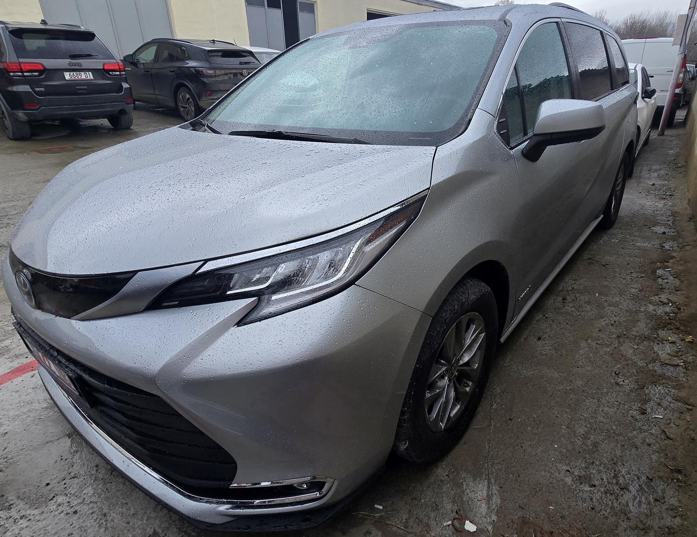 Toyota Sienna