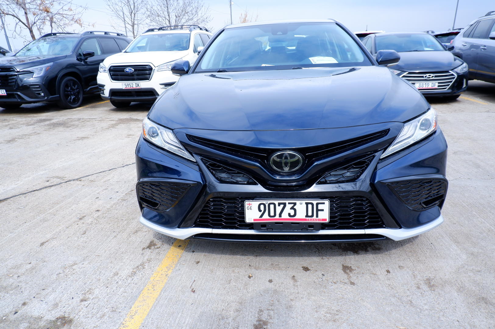 Toyota Camry 2020 — photo 2