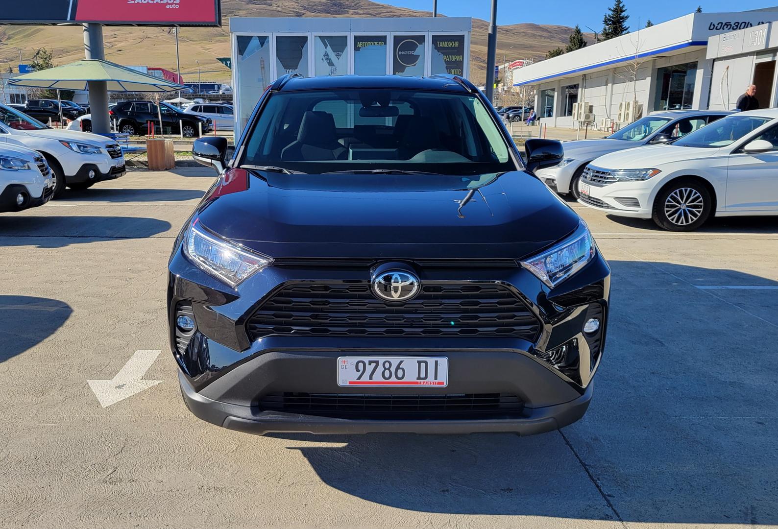 Toyota RAV 4 2021 — photo 2