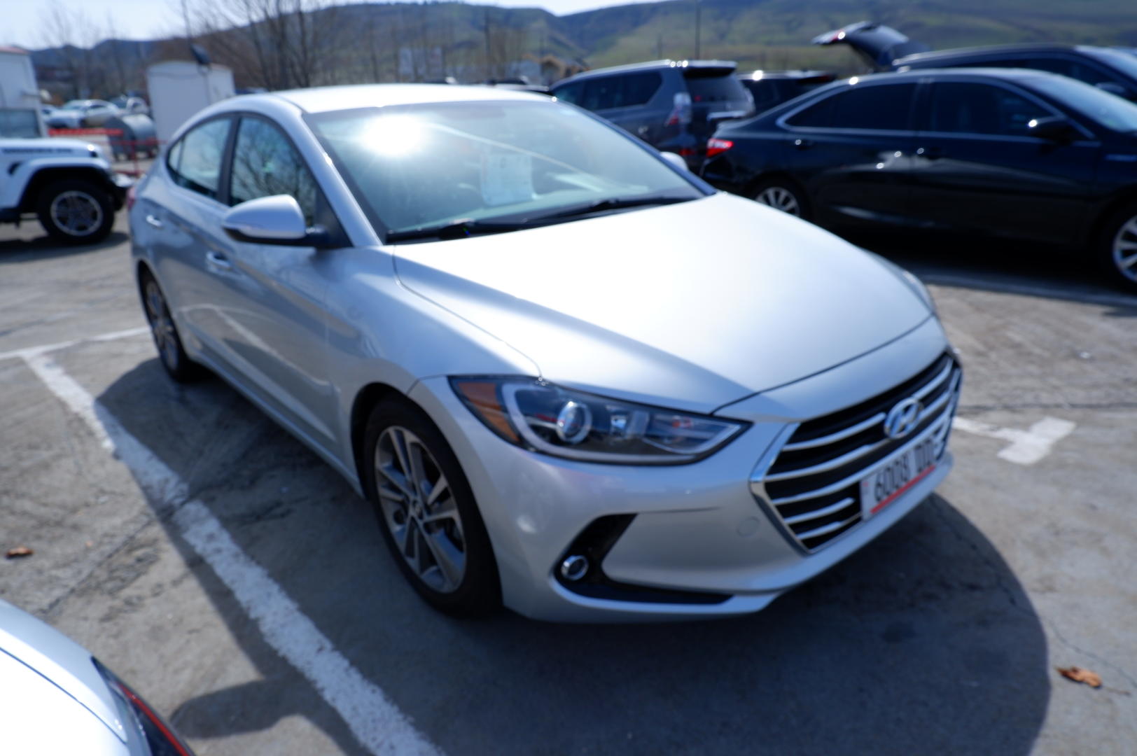 Hyundai Elantra 2017 — photo 2