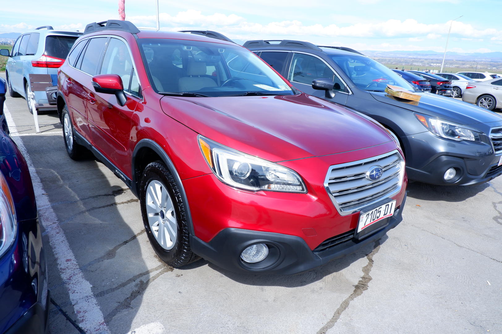 Subaru Outback 2017 — photo 2