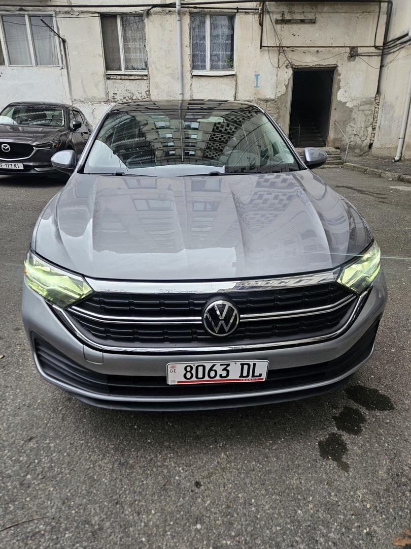 Volkswagen Jetta 2022 — photo 2