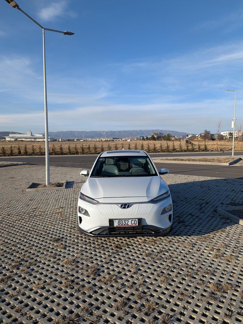 Hyundai Kona 2020 — photo 2