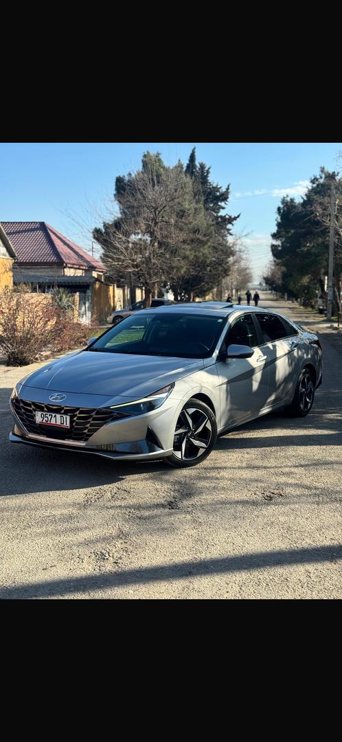Hyundai Elantra 2022 — photo 2