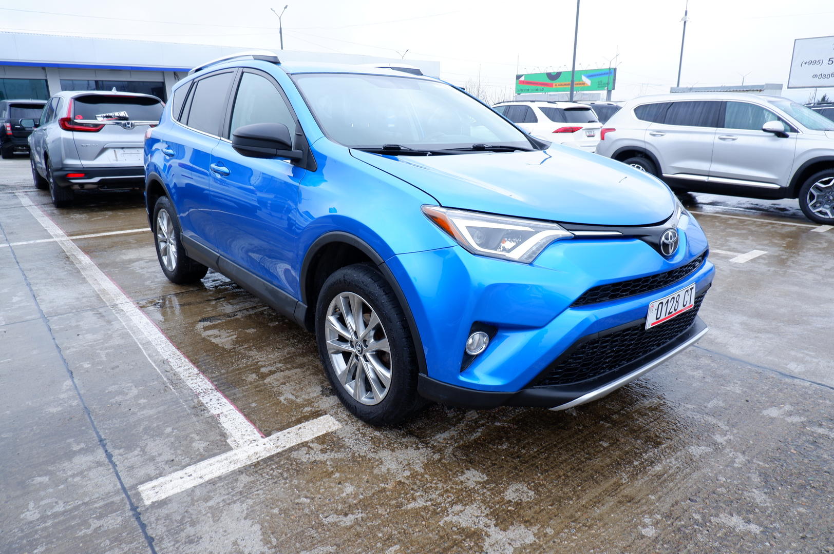 Toyota RAV4 2016 — photo 2