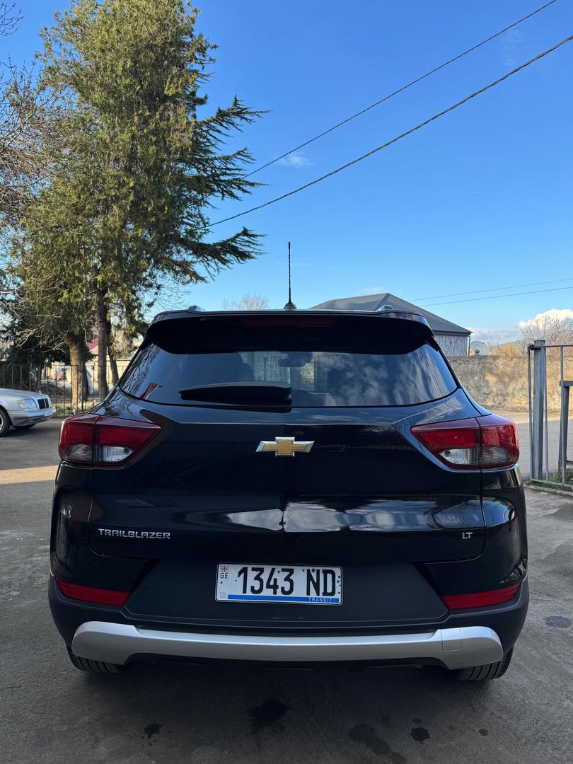 Chevrolet Trailblazer 2023 — photo 2
