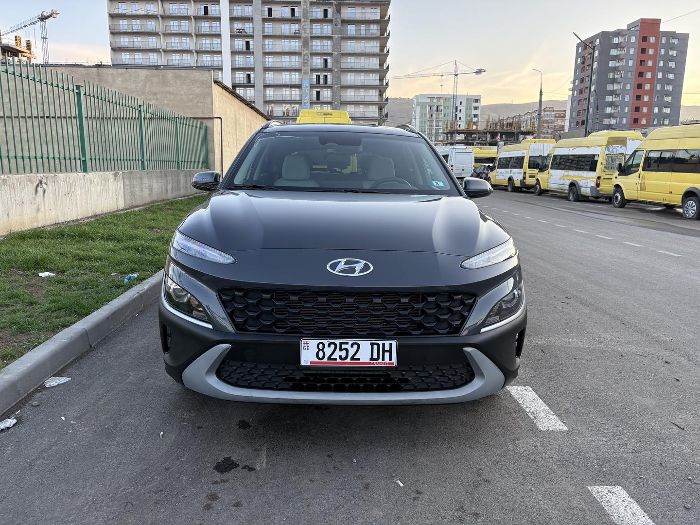 Hyundai Kona 2023 — photo 2