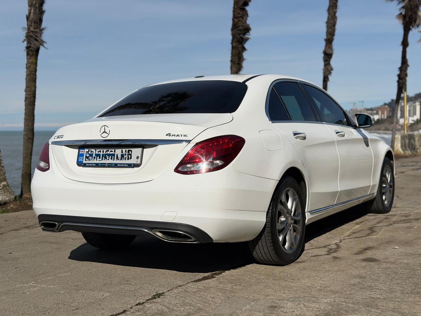 Mercedes-Benz C 300