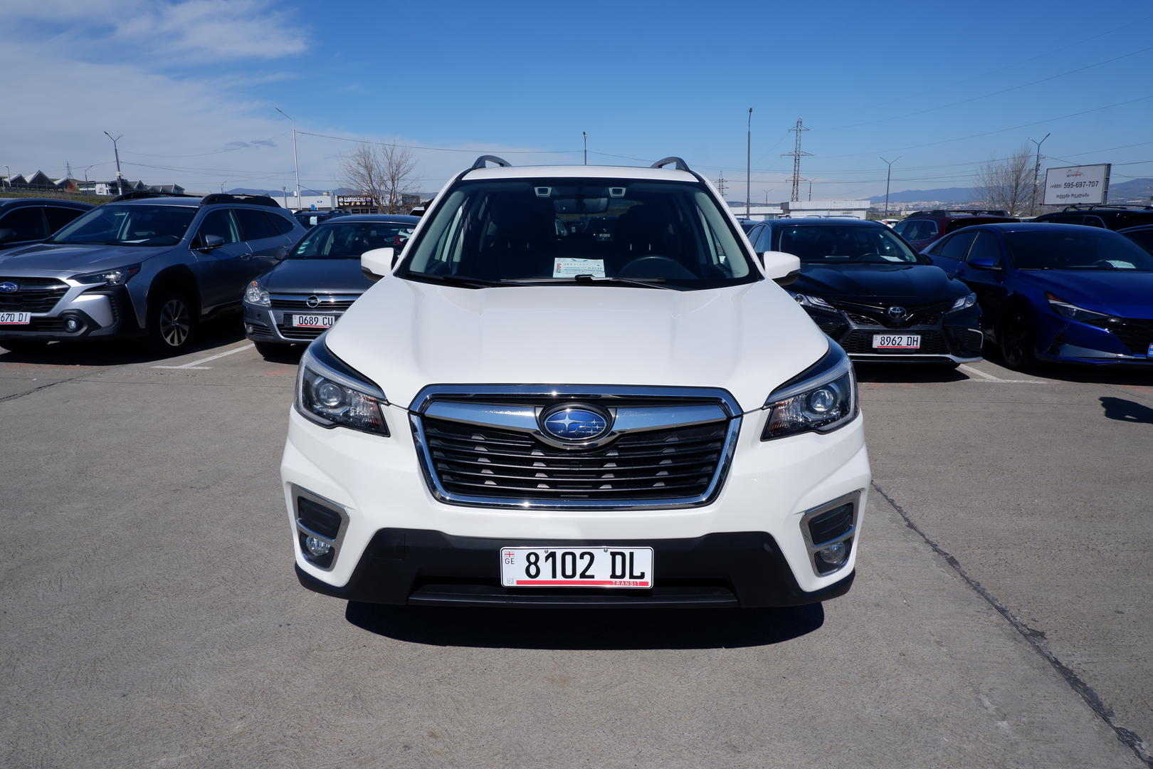 Subaru Forester 2019 — photo 2