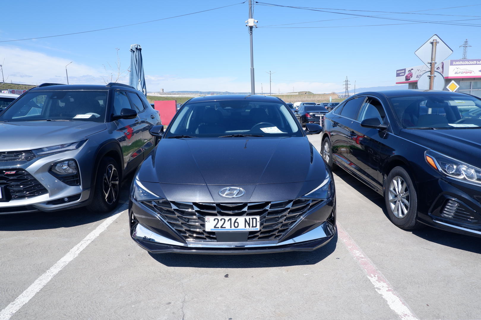 Hyundai Elantra 2021 — photo 2