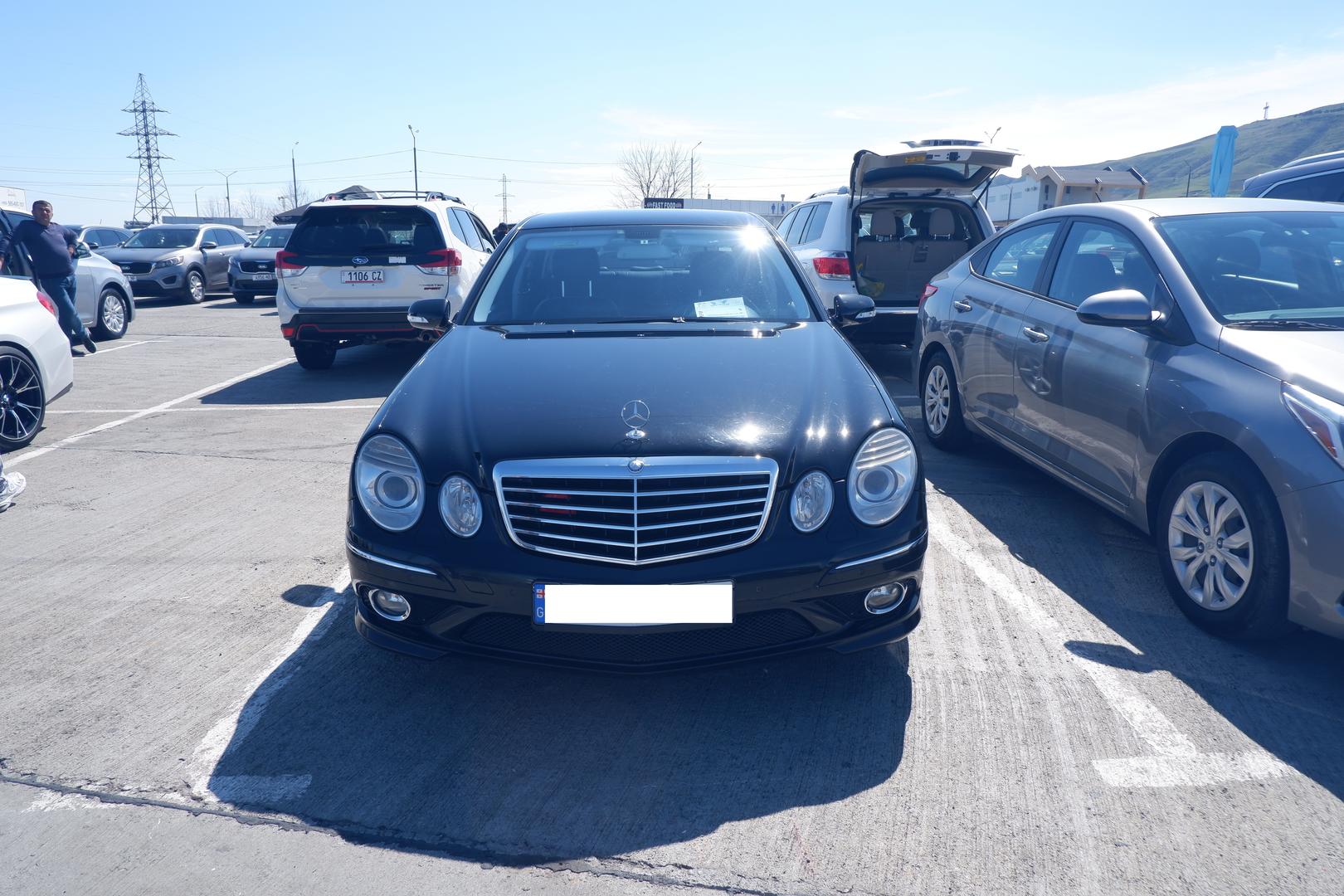 Mercedes-Benz E 350 2007 — photo 2