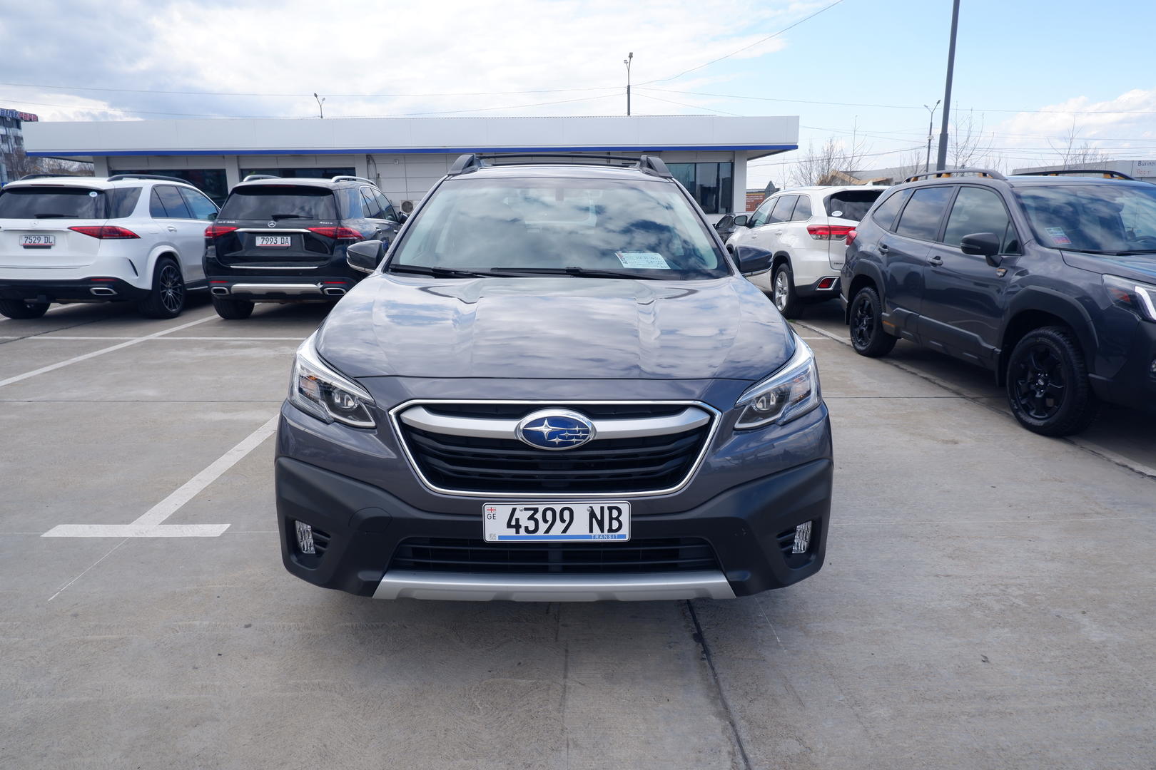 Subaru Outback 2022 — photo 2
