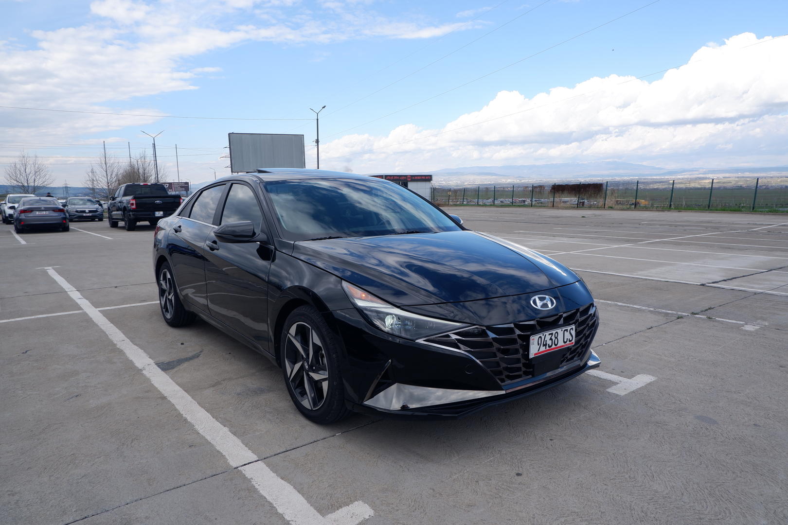 Hyundai Elantra 2021 — photo 2