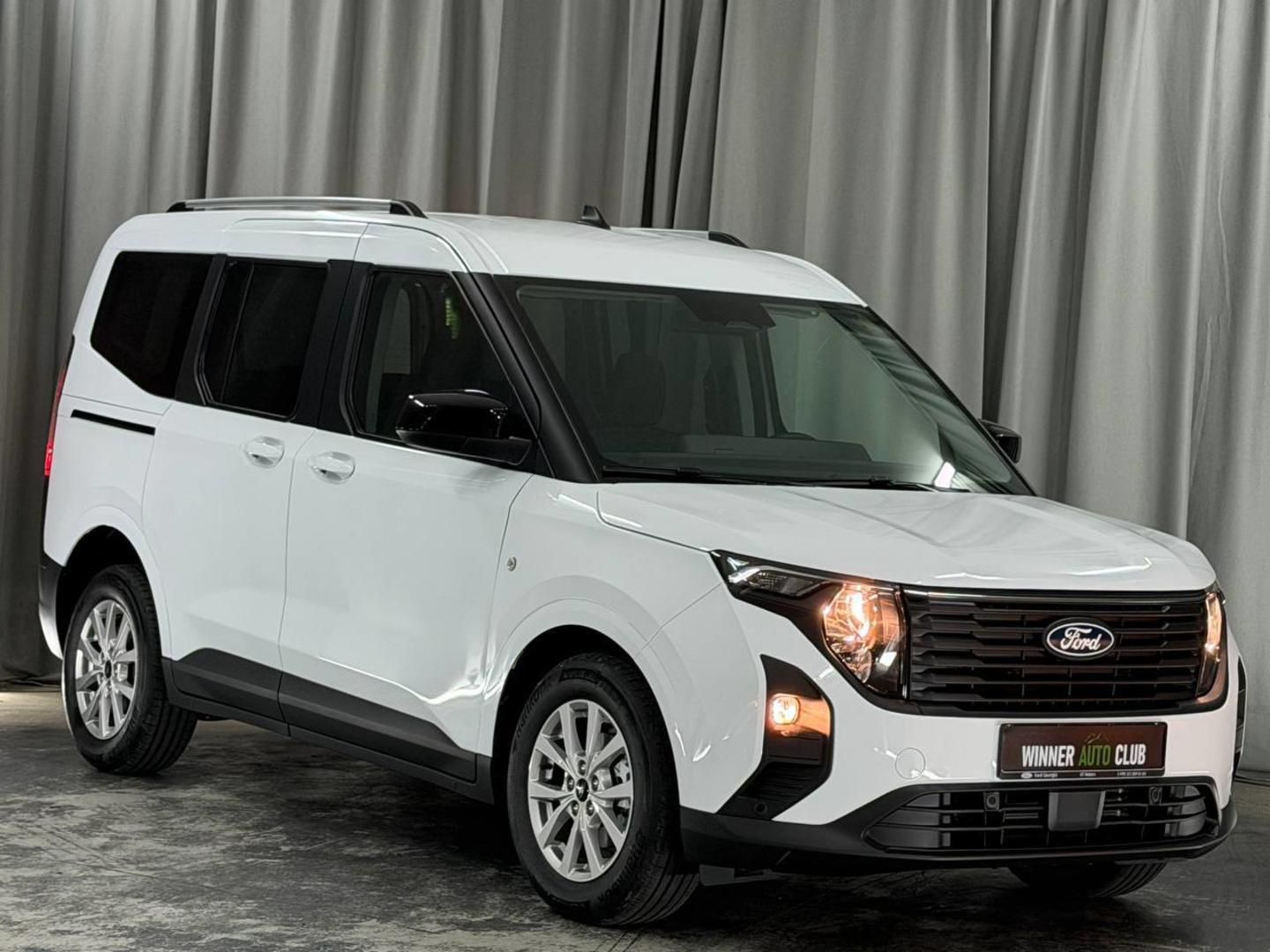 Ford Tourneo 2025 — photo 2