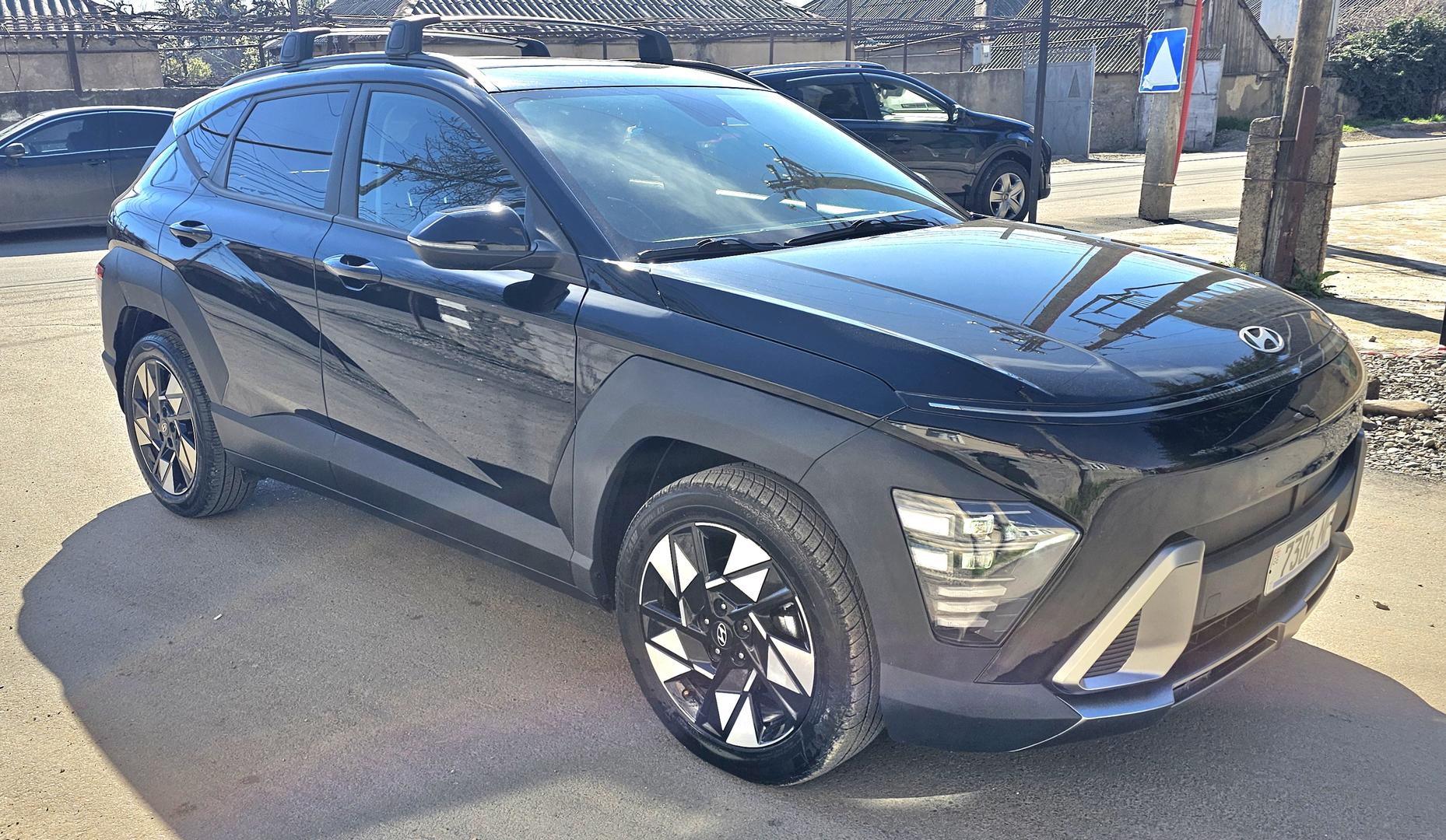 Hyundai Kona 2023 — photo 2