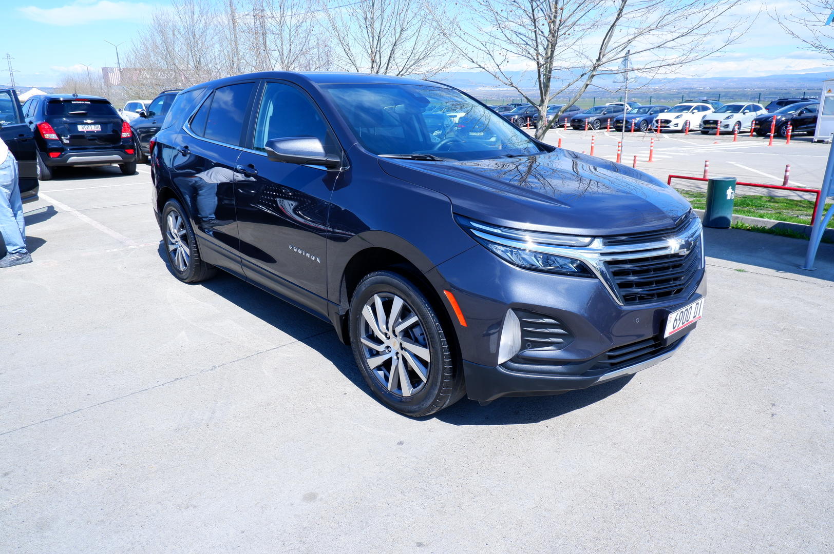 Chevrolet Equinox 2022 — photo 2