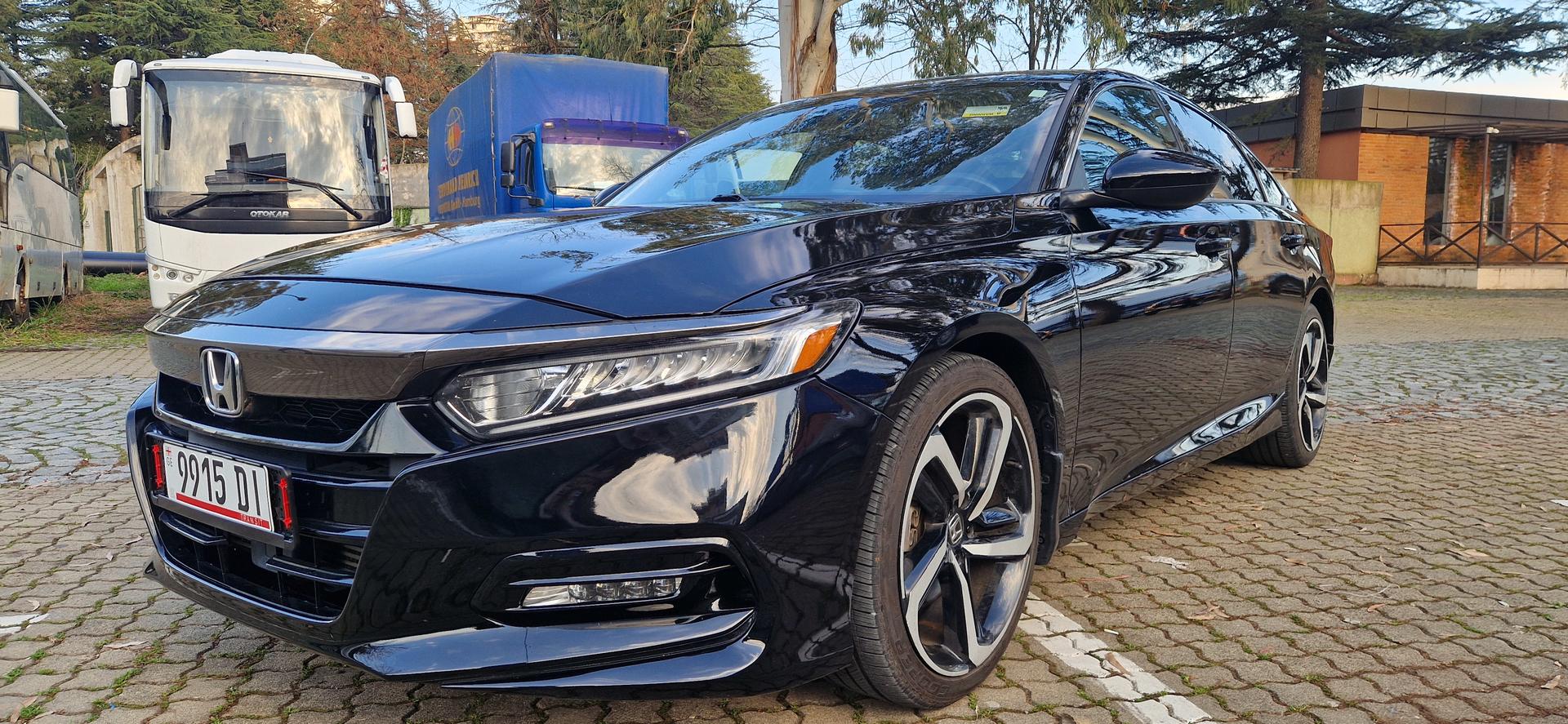Honda Accord 2020 — photo 2