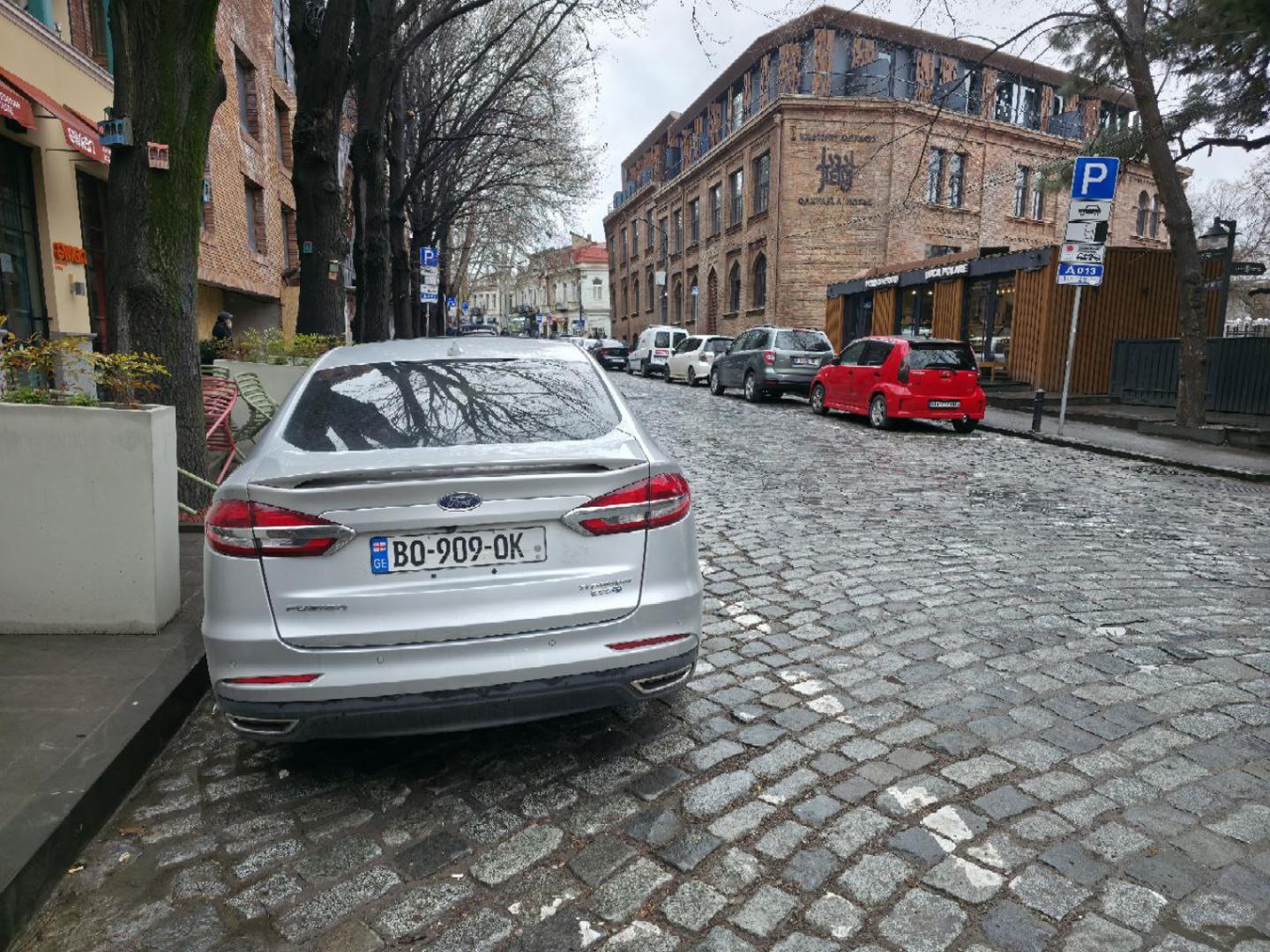 Ford Fusion 2018 — photo 2