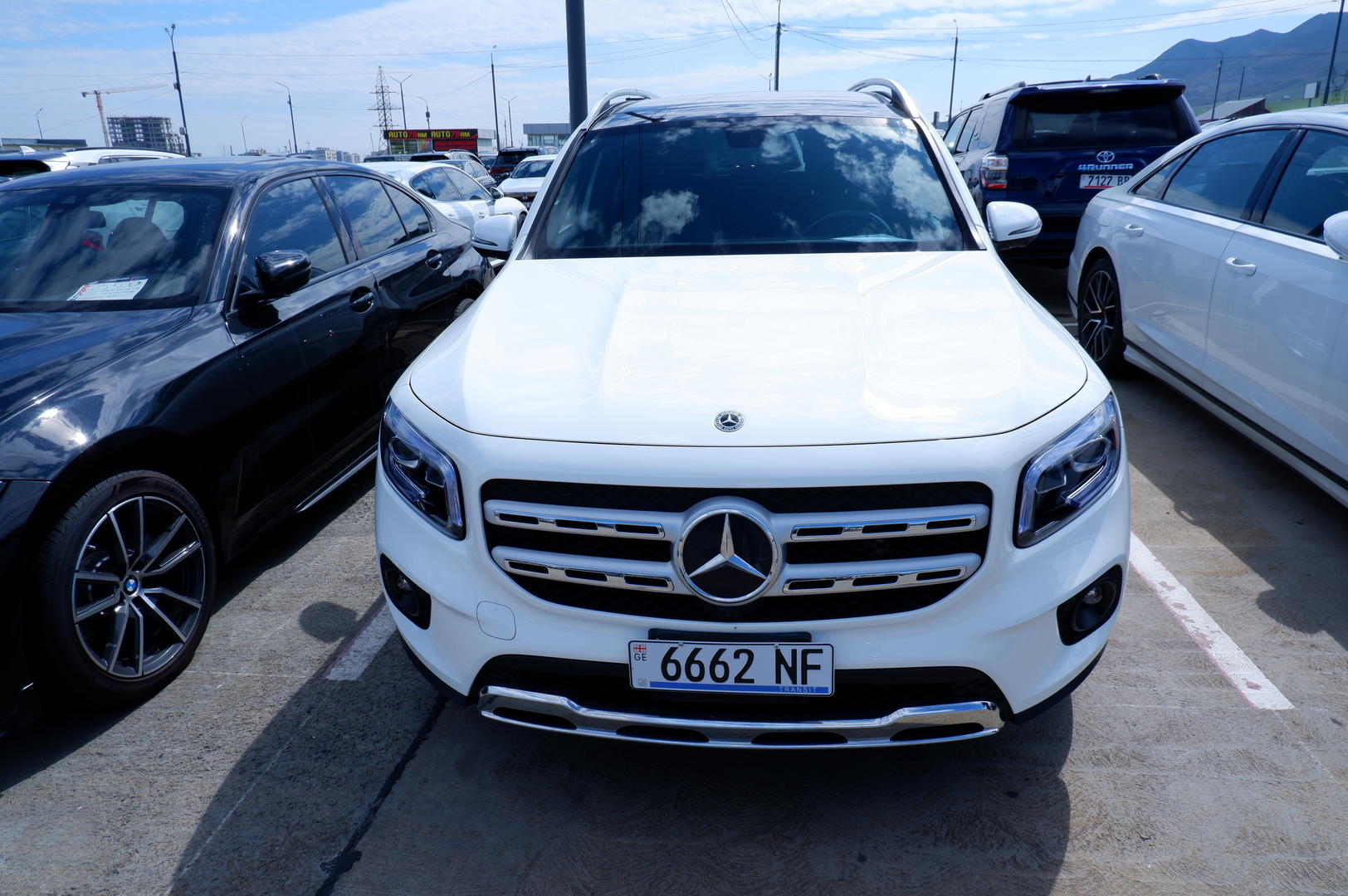 Mercedes-Benz GLB-250 2021 — photo 2