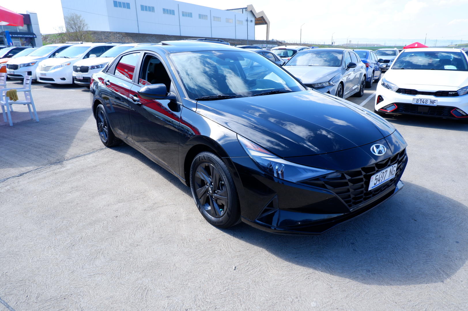 Hyundai Elantra 2023 — photo 2