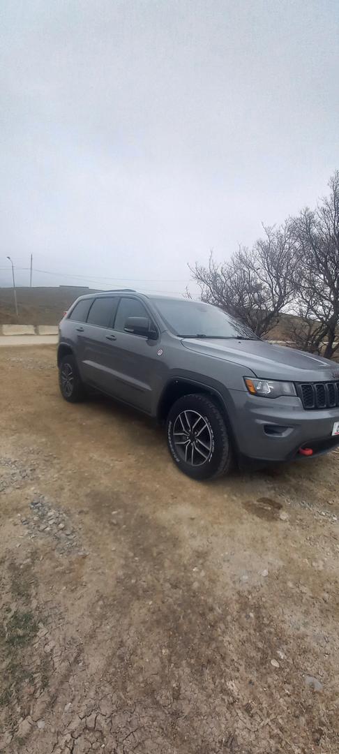 Jeep Grand Cherokee 2018 — photo 2