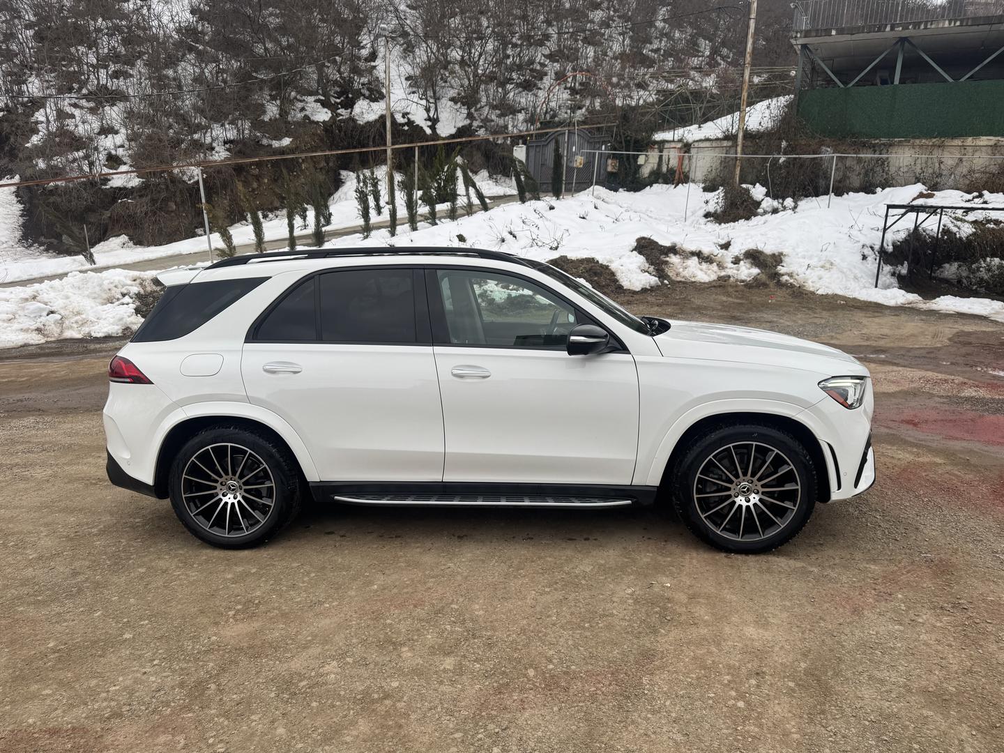 Mercedes-Benz GLE 450 2023 — photo 2