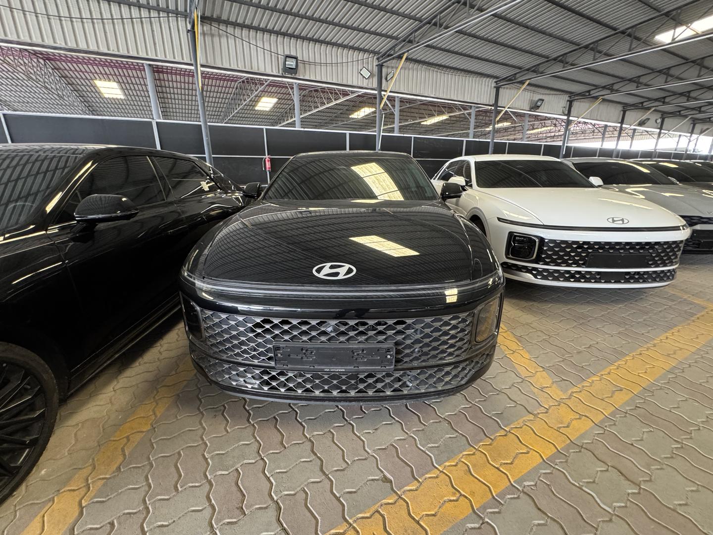 Hyundai Grandeur 2025 — photo 2