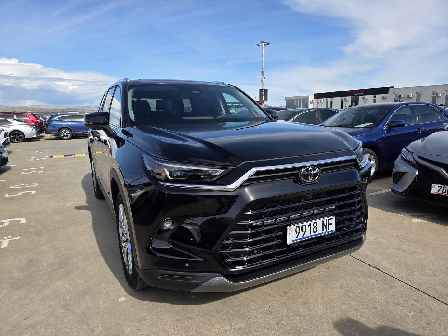 Toyota grand highlander 2026 — photo 2