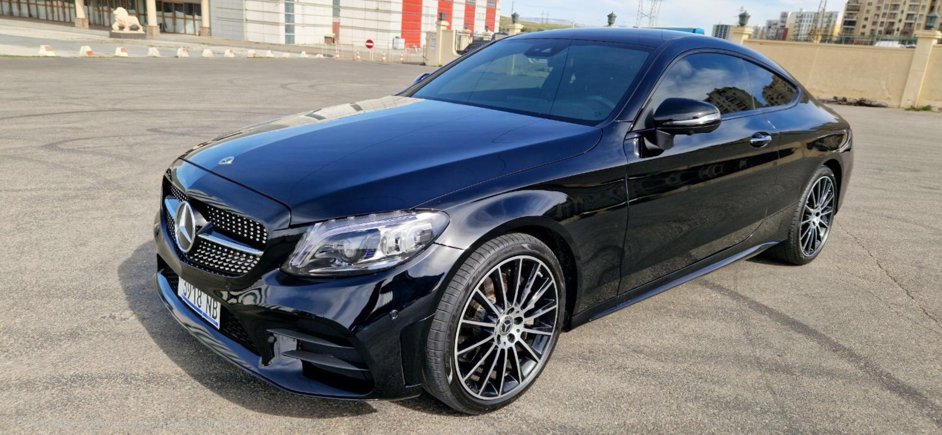 Mercedes-Benz C 300 2022 — photo 2