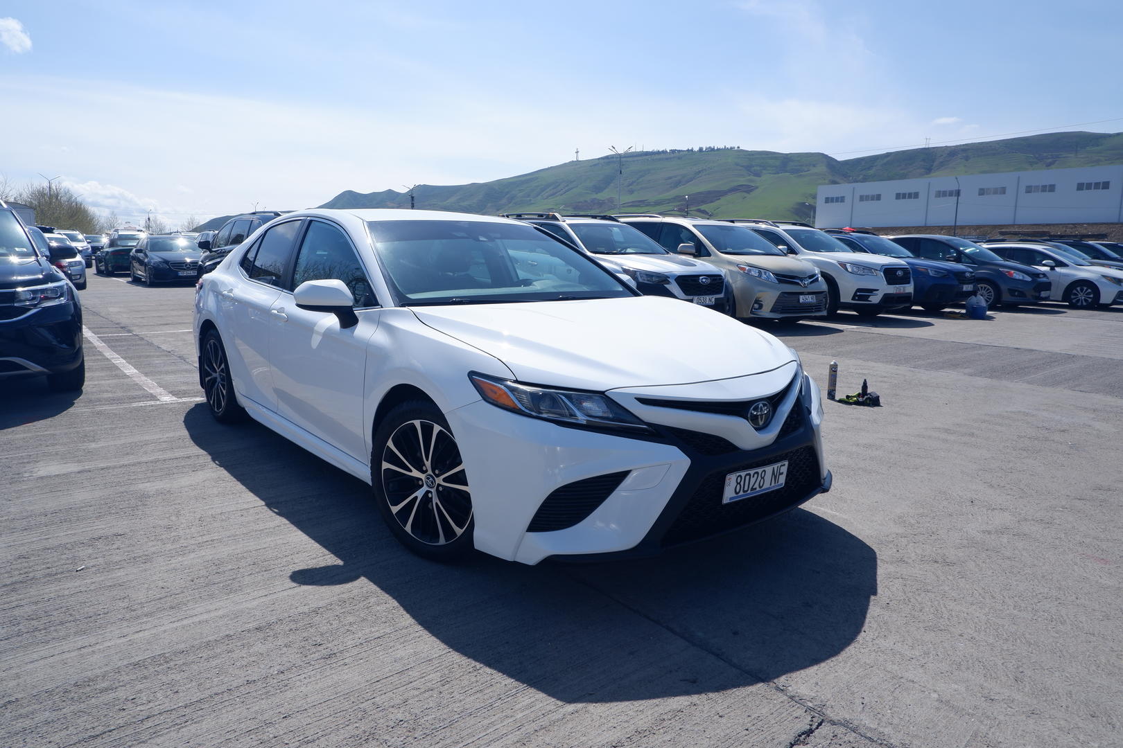 Toyota Camry 2019 — photo 2