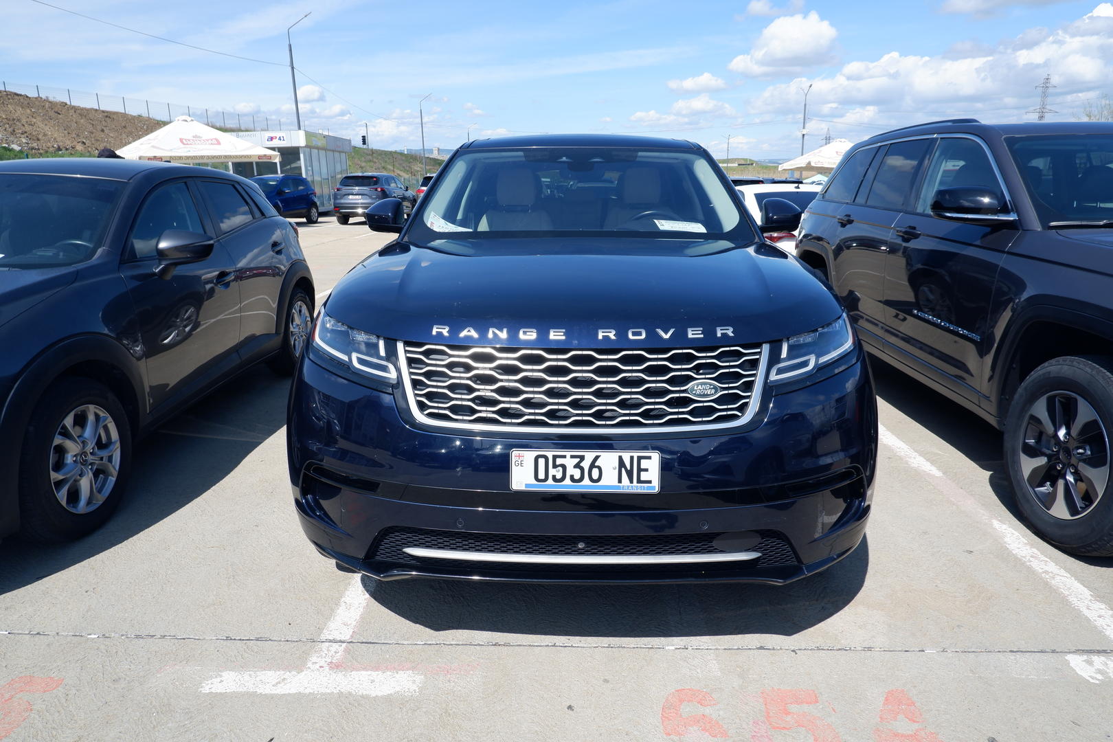 Land Rover Range Rover Velar 2021 — photo 2